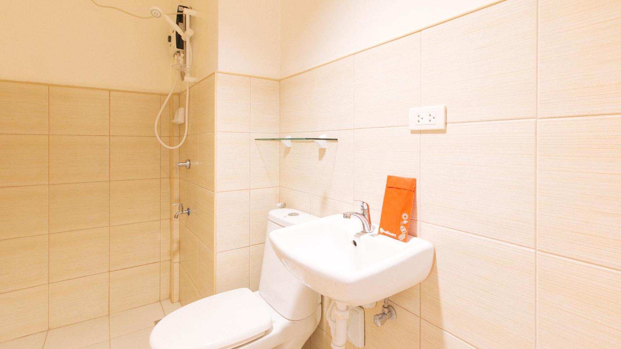 Reddoorz Plus At Alpina Heights Paranaque Paranaque City Extérieur photo