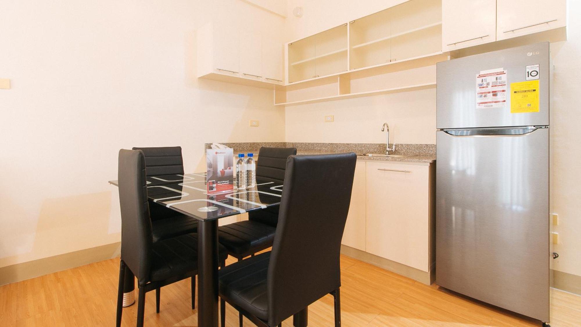 Reddoorz Plus At Alpina Heights Paranaque Paranaque City Extérieur photo