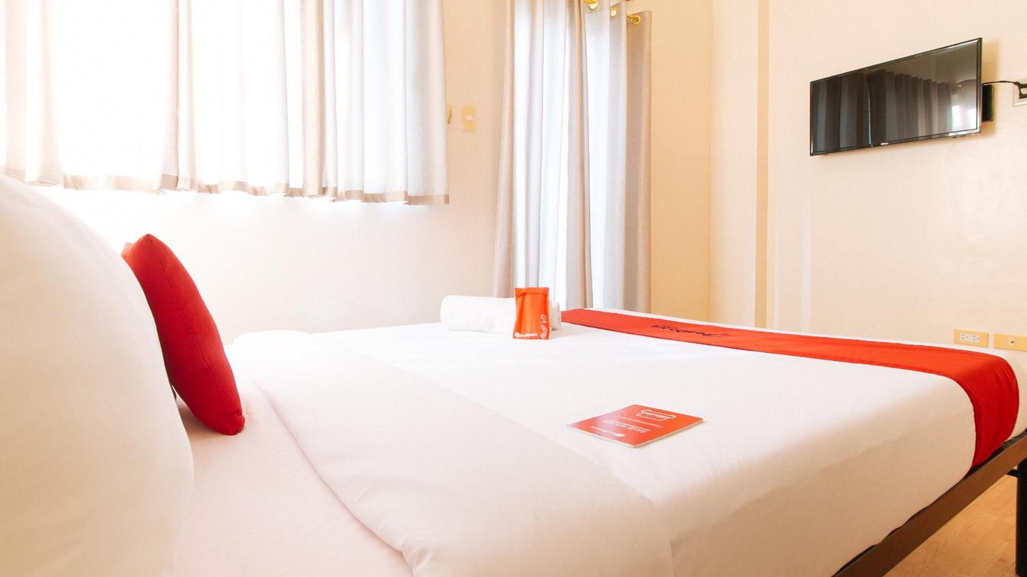Reddoorz Plus At Alpina Heights Paranaque Paranaque City Extérieur photo