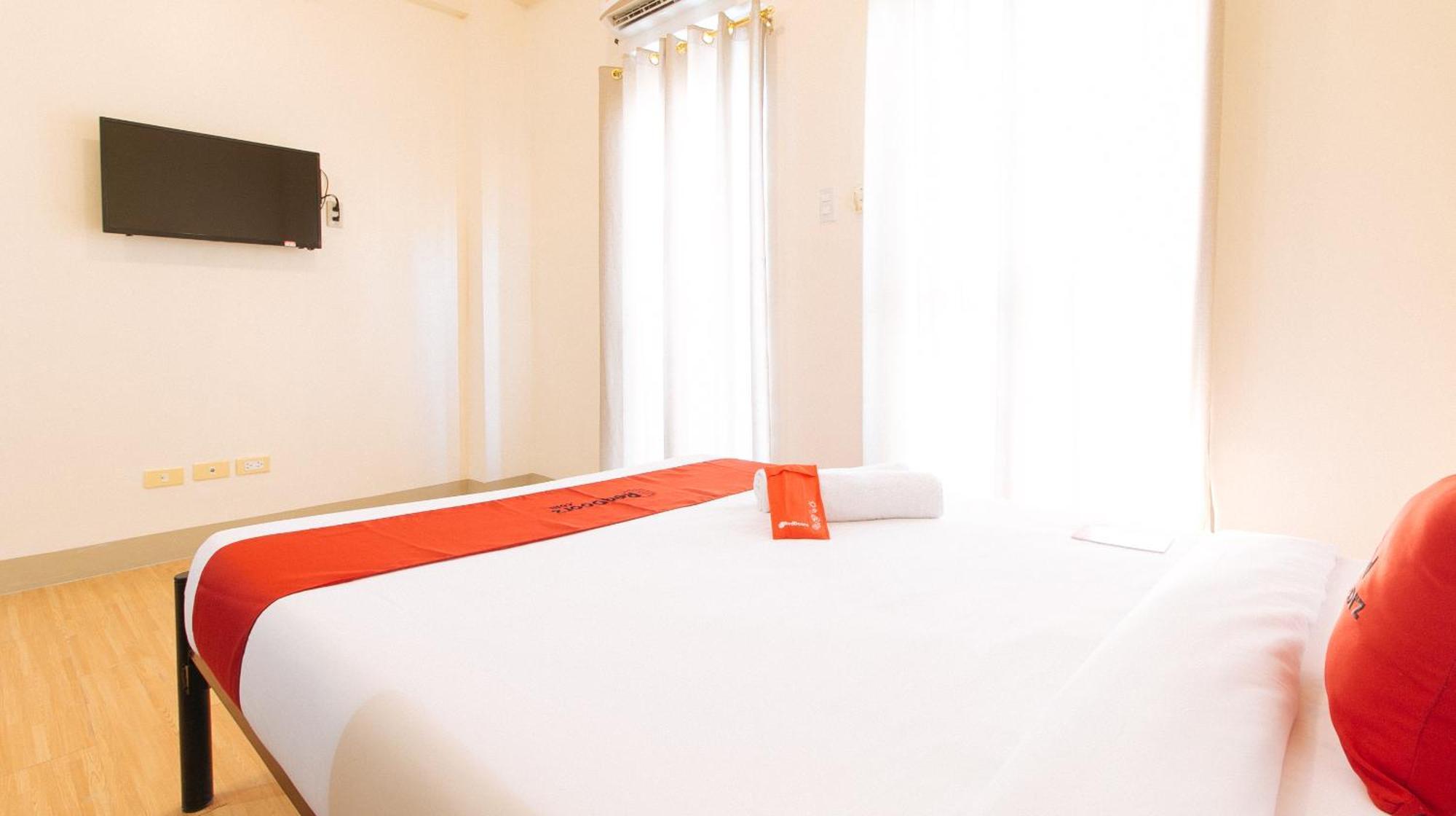 Reddoorz Plus At Alpina Heights Paranaque Paranaque City Extérieur photo