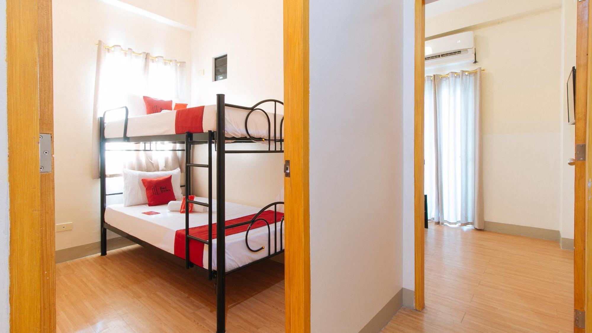 Reddoorz Plus At Alpina Heights Paranaque Paranaque City Extérieur photo