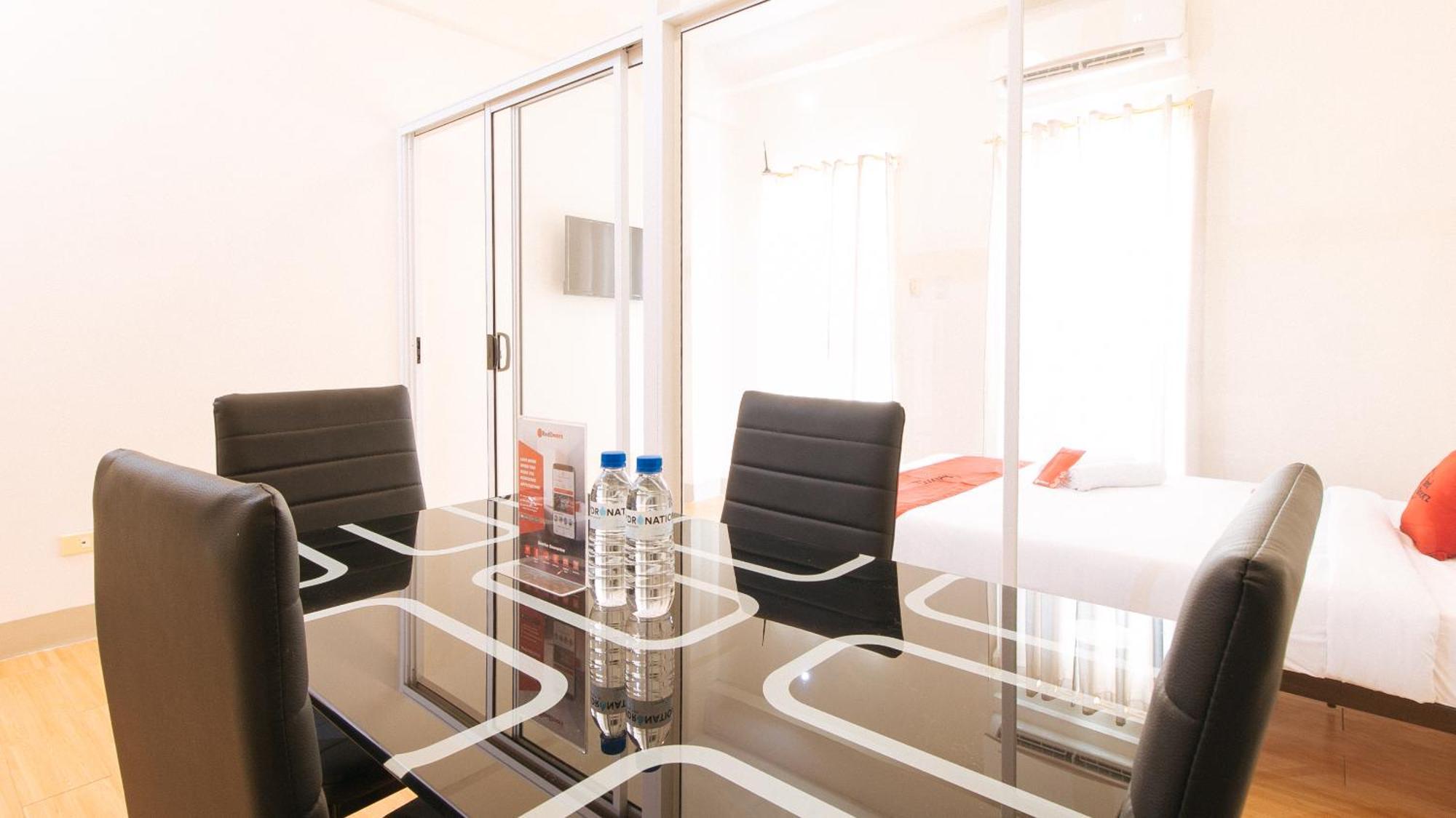 Reddoorz Plus At Alpina Heights Paranaque Paranaque City Extérieur photo