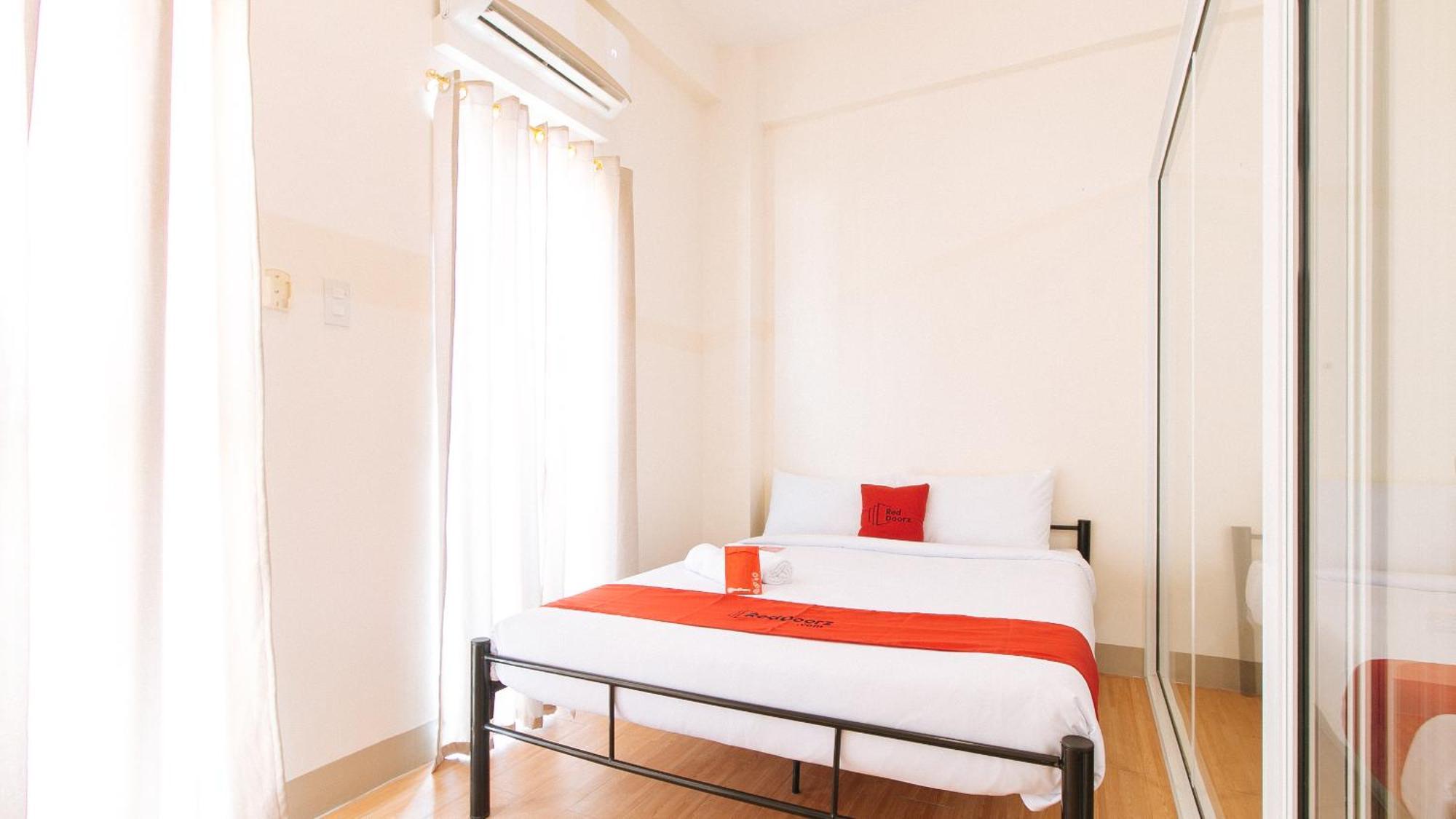 Reddoorz Plus At Alpina Heights Paranaque Paranaque City Extérieur photo