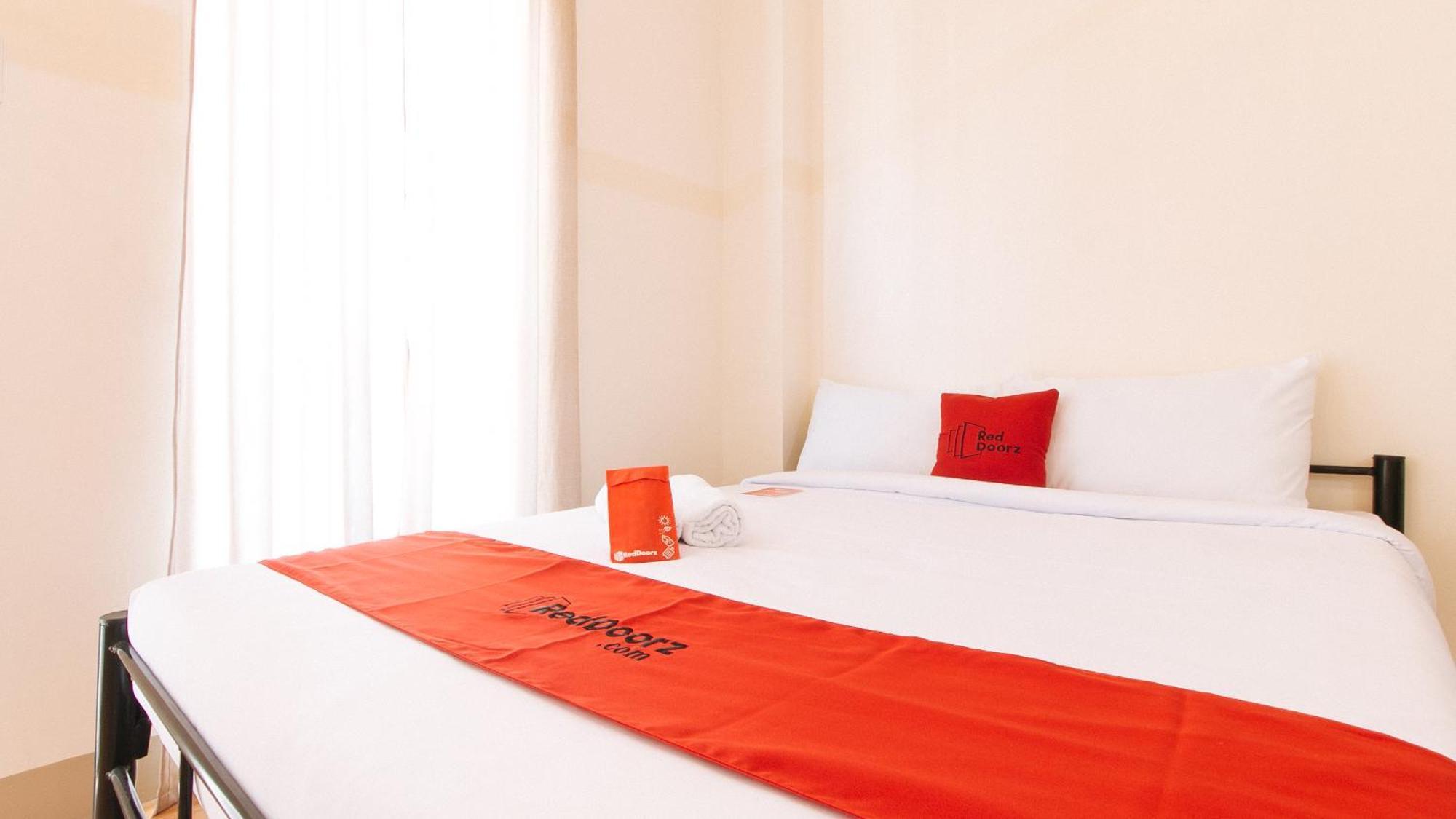 Reddoorz Plus At Alpina Heights Paranaque Paranaque City Extérieur photo