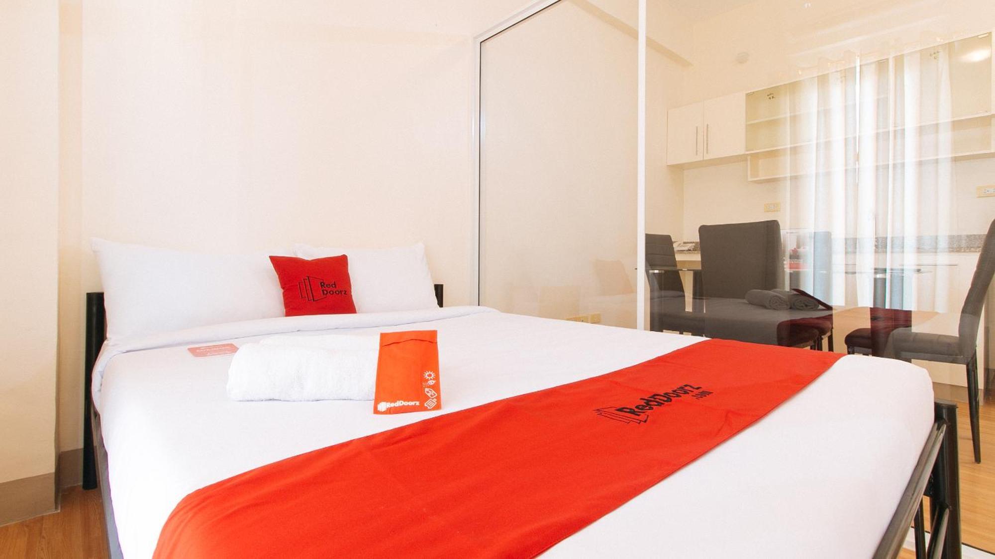Reddoorz Plus At Alpina Heights Paranaque Paranaque City Extérieur photo